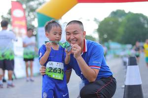 BIB: 2631
                            <button type="button" onclick="openModal(3655125)" class="btn btn-primary btn-sm float-right btn-popup" data-toggle="modal" data-target=".modal-high-quality">
                        <i class="fas fa-shopping-cart"></i> Add to Cart
                    </button>
                                            <button type="button" onclick="isThisMe(3655125, true)" class="btn btn-success btn-sm float-right btn-popup btn-isme hidden" data-toggle="tooltip" data-placement="bottom" title="นี่คือรูปของคุณใช่ไหม คลิกที่นี่เพื่อเอาเข้าอัลบั้ม">
                        <i class="fas fa-plus"></i> Add to album
                    </button>
                    <button type="button" onclick="isThisMe(3655125, false)" class="btn btn-warning btn-sm float-right btn-popup btn-isnotme hidden">
                        <i class="fas fa-ban"></i> Remove from album
                    </button>